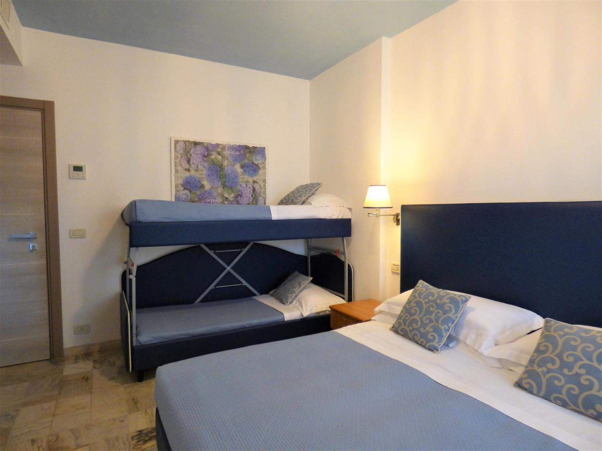 Hotel Giulio Cesare Cinquale Buitenkant foto